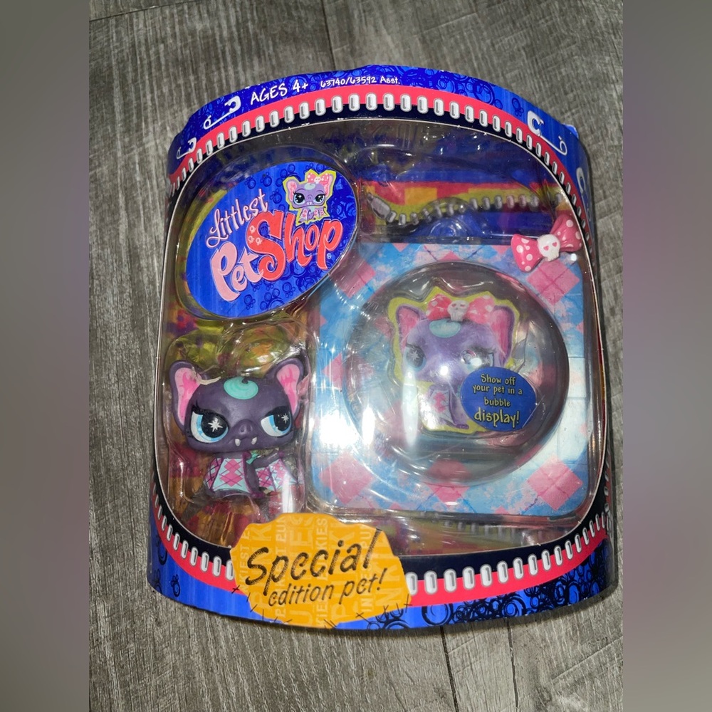Littlest pet shop